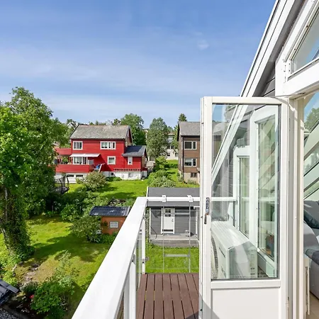 Apartment Amazing Sky Loft With Glass Roof & Panorama Views Tromsø