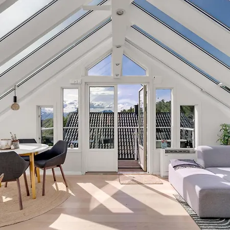Amazing Sky Loft With Glass Roof & Panorama Views Apartment *