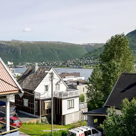 Amazing Sky Loft With Glass Roof & Panorama Views Apartment Tromsø