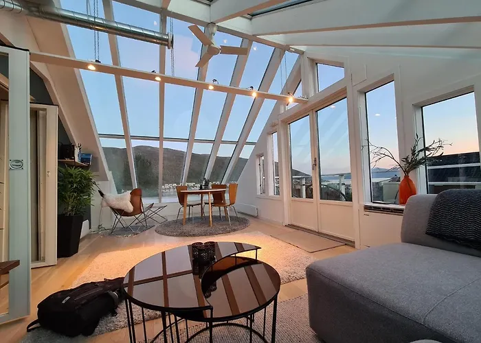 Glass Roof Private Loft In Апартаменты *